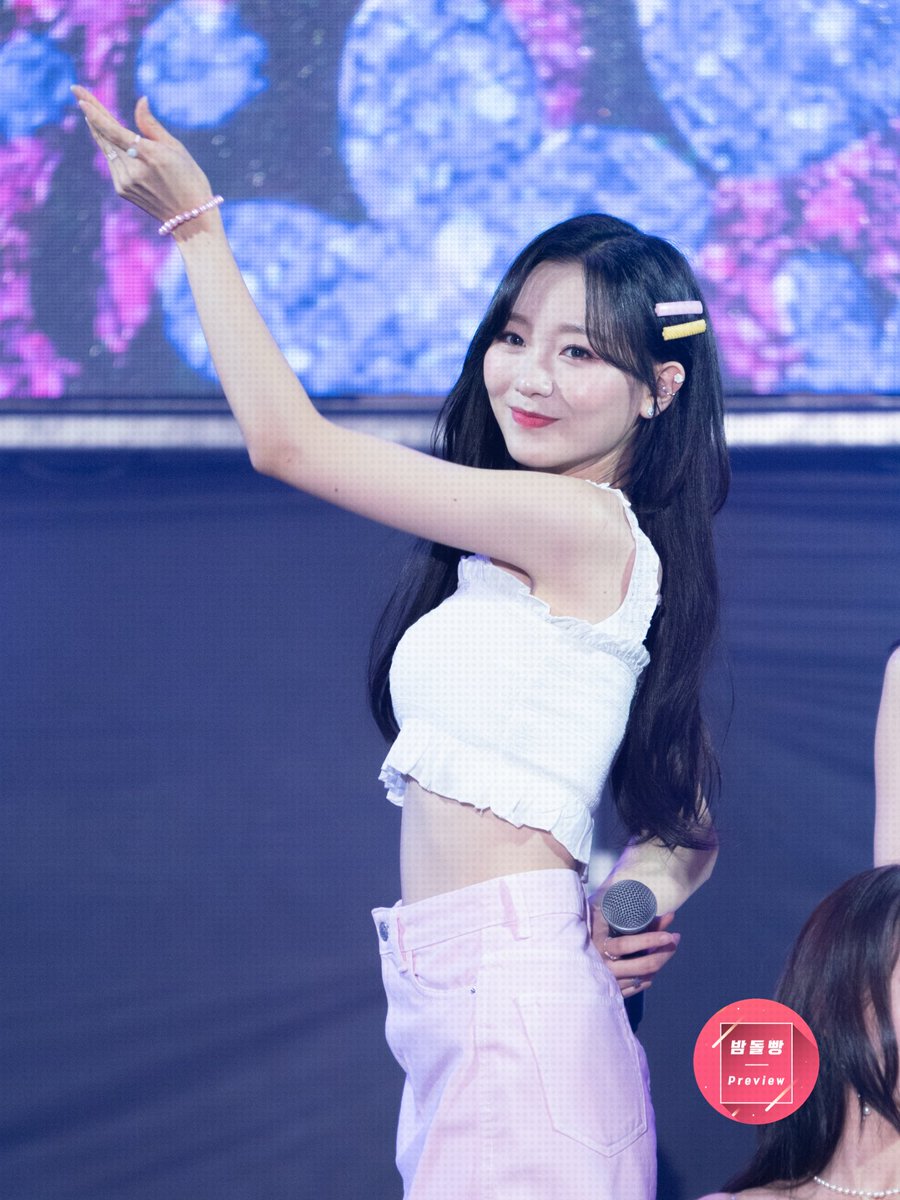 Bamdollbbang's tweet photo. 190824 제7회 부산 KIMA WEEK 2019 수정 preview

#류수정 #수정 #Lovelyz #러블리즈
#러블리즈류수정 #lovelyz류수정
#러블리즈수정 #lovelyz수정

@Official_LVLZ
@OfficialLVLZ_JP
@woollim_ent https://t.co/pz9WZaIU0r