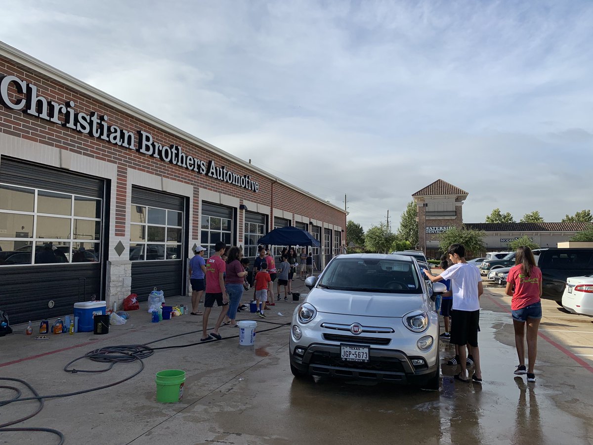 gms_orchestra's tweet photo. Come out and get your car washed before the line builds up too much!! 🚗🧽 https://t.co/a6VLWx2ONM