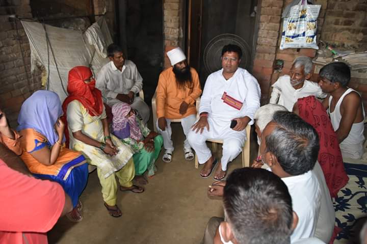 rajenderINC's tweet photo. वाह ! रै  छोरे  चीमनी  आले  भाई  आज तो गाम निंगाणा के  लोगा के दिलो मे छा गया  ..भाई  हो  तो  तेरे  जैसा
@AshokTanwar_INC https://t.co/m1KlWYC6Z7