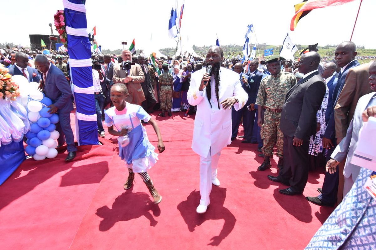 rennymefulah's tweet photo. When #SweetAnointing passed in Nakuru menengai showground,we saw its evidence,,the cripples are walking,the blind eyes opened,,and many more miracles,,I must partake of this visitations https://t.co/N27uXNADka