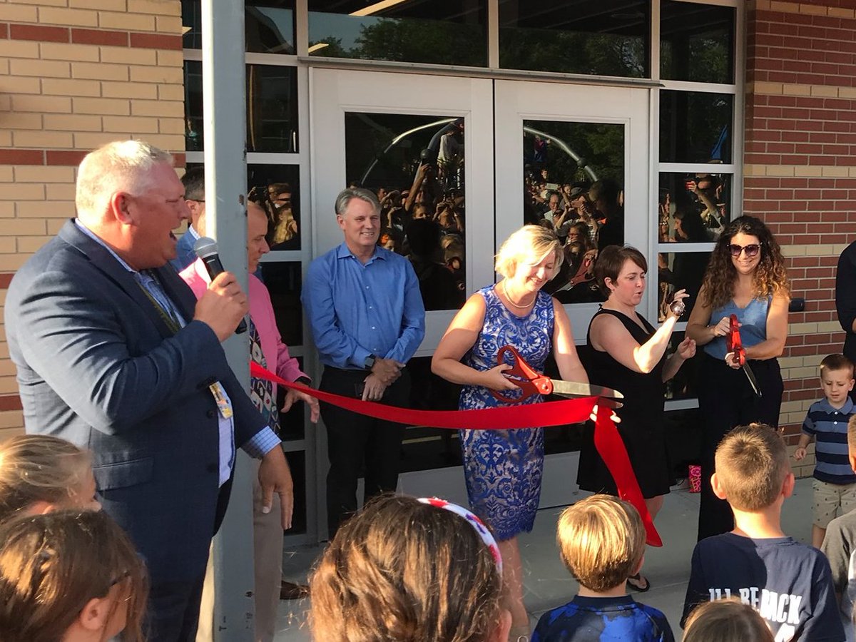 Mrs. Maggos tweet media