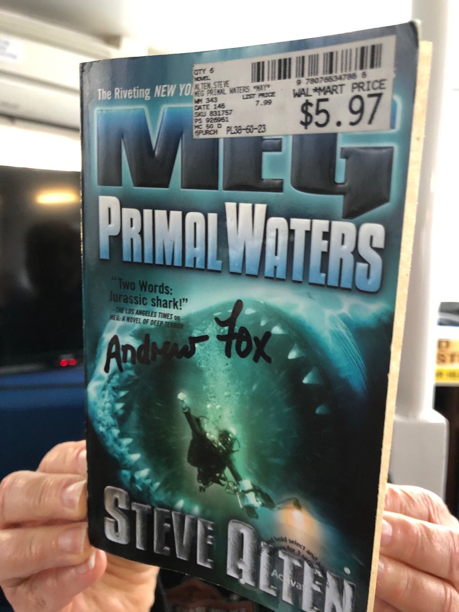 meg82159's tweet photo. Andrew Fox, son of @RodneyFoxShark and Great White Shark  expert, star of Primal Waters... and a friend  I look forward to meeting ON DRY LAND! Thanks to Lisa Calarese for sharing!

#AndrewFox #RodneyFox #theMeg #Meg #PrimalWaters #MegSeries #Cagediving #Sharks https://t.co/t29PAU0RF9