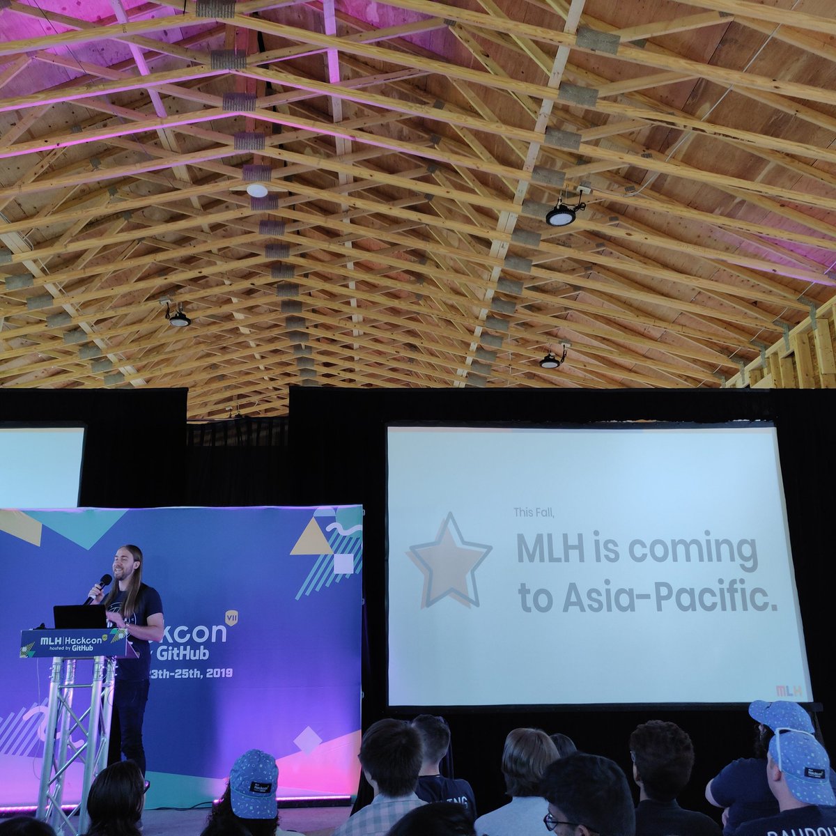 hackmum's tweet photo. @MLHacks #MLHD were held on all seven continents . Even Antarctica ...Hacking #Linux 🐧 with real Penguins 😉. But the best news, @MLHacks is coming to APAC, thanks to @Microsoft . Looking forward to meet @jna_sh in #Mumbai 🇮🇳 https://t.co/eZnuwwydeU