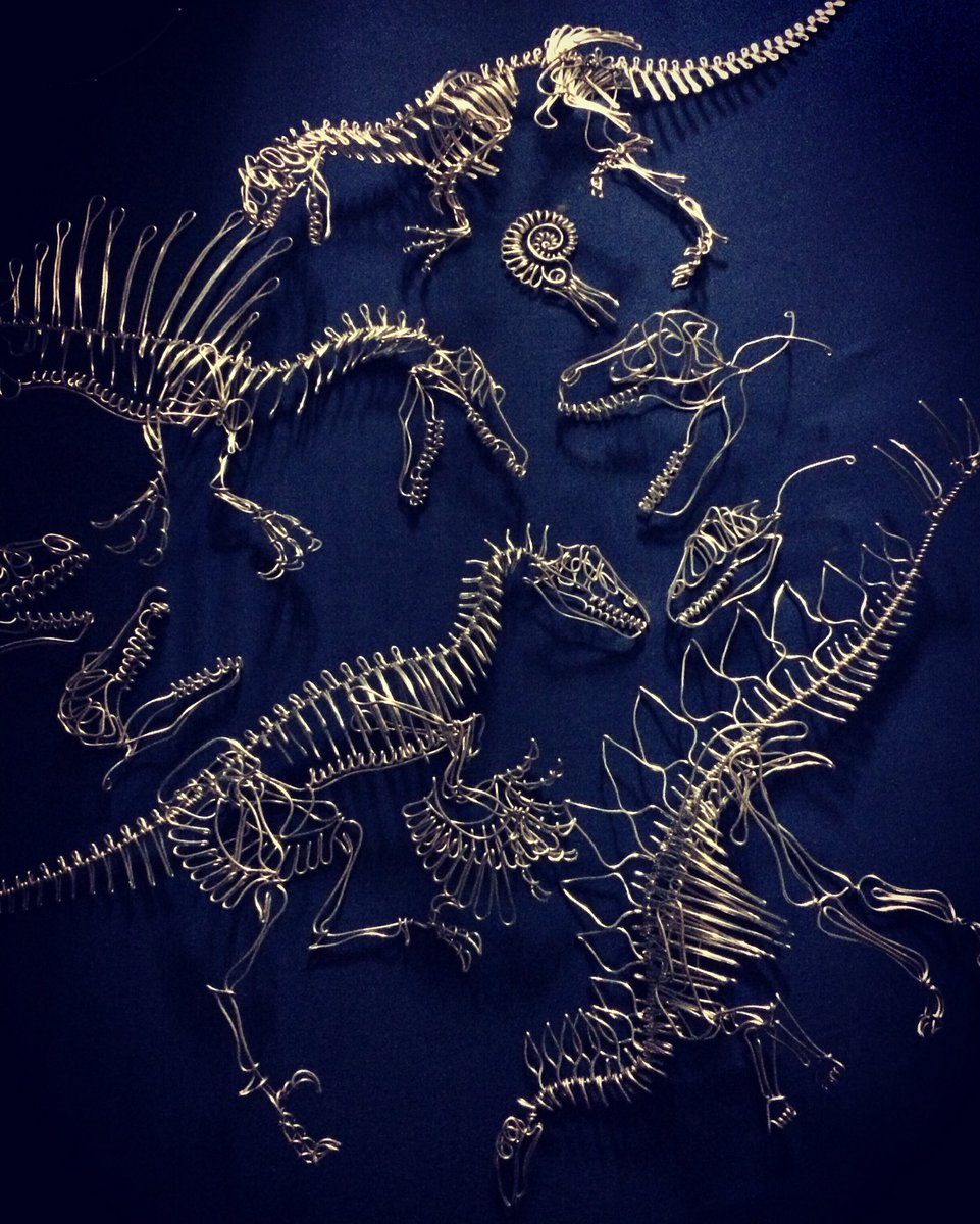 Square wire art museum ワイヤーアート博物館(恐竜など) on X