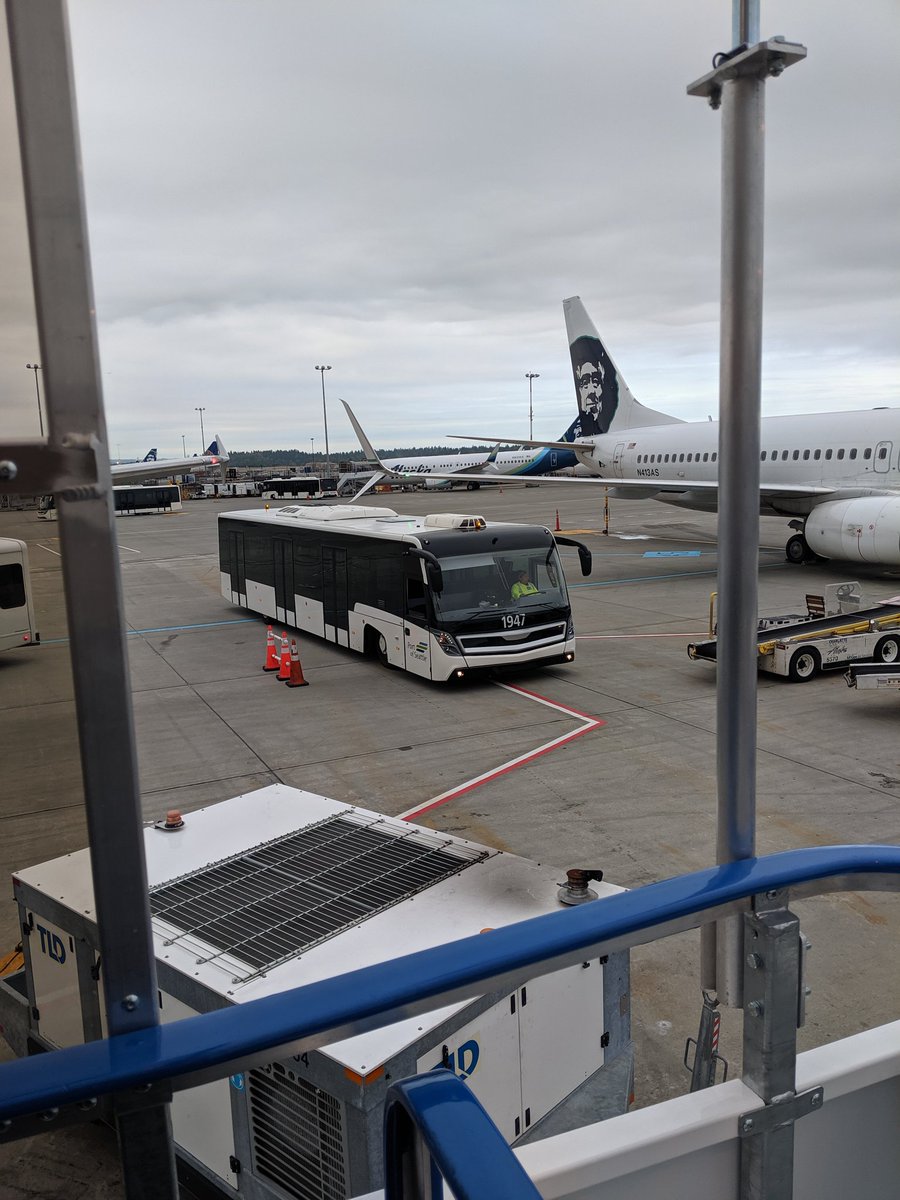 jhutson's tweet photo. And @AlaskaAir thought to themselves, "How do we make boarding an airplane even more frustrating? I know! Let's add a bus!!" #seriously #airport https://t.co/4pJ0tnz8W5
