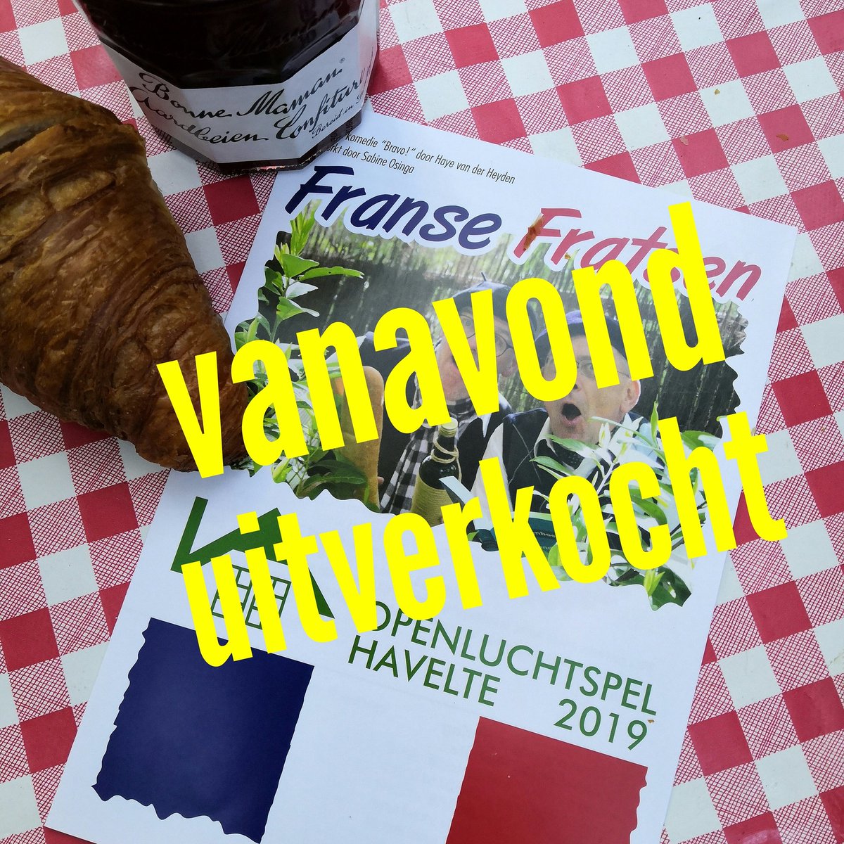 VANAVOND WEER VOLLEDIG UITVERKOCHT! 
* Hek gaat om 18u open.
* Vanaf 18:30u kun je een plekje in de zaal zoeken.
* Aanvang voorstelling 19u.
* Tip: neem contant geld mee. Je kunt bij ons niet pinnen. 
__________
Wil je nog komen kijken? Dat kan nog op woe 28-8 of vrij 30-8!
