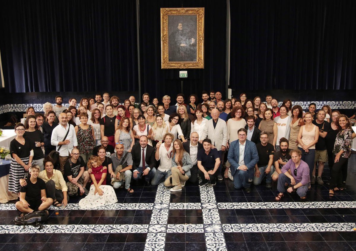 Rof_Pesaro's tweet photo. Many thanks to all the staff of the Rossini Opera Festival to make such a special 40th edition!
We are glad and proud of our fantastic family 😊

#ROFXL https://t.co/eLjioI5GHE