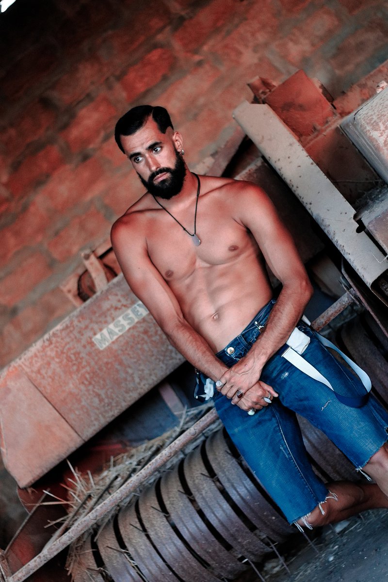 AnaVallsPhoto's tweet photo. 🔥
Modelo: Víctor Óscar Juaranz
Location: Casas Baratas. Ibiza.
.
📸@anavallsphoto 
#ibiza #eivissa #photography #fotografia https://t.co/uVMv6OGoeD