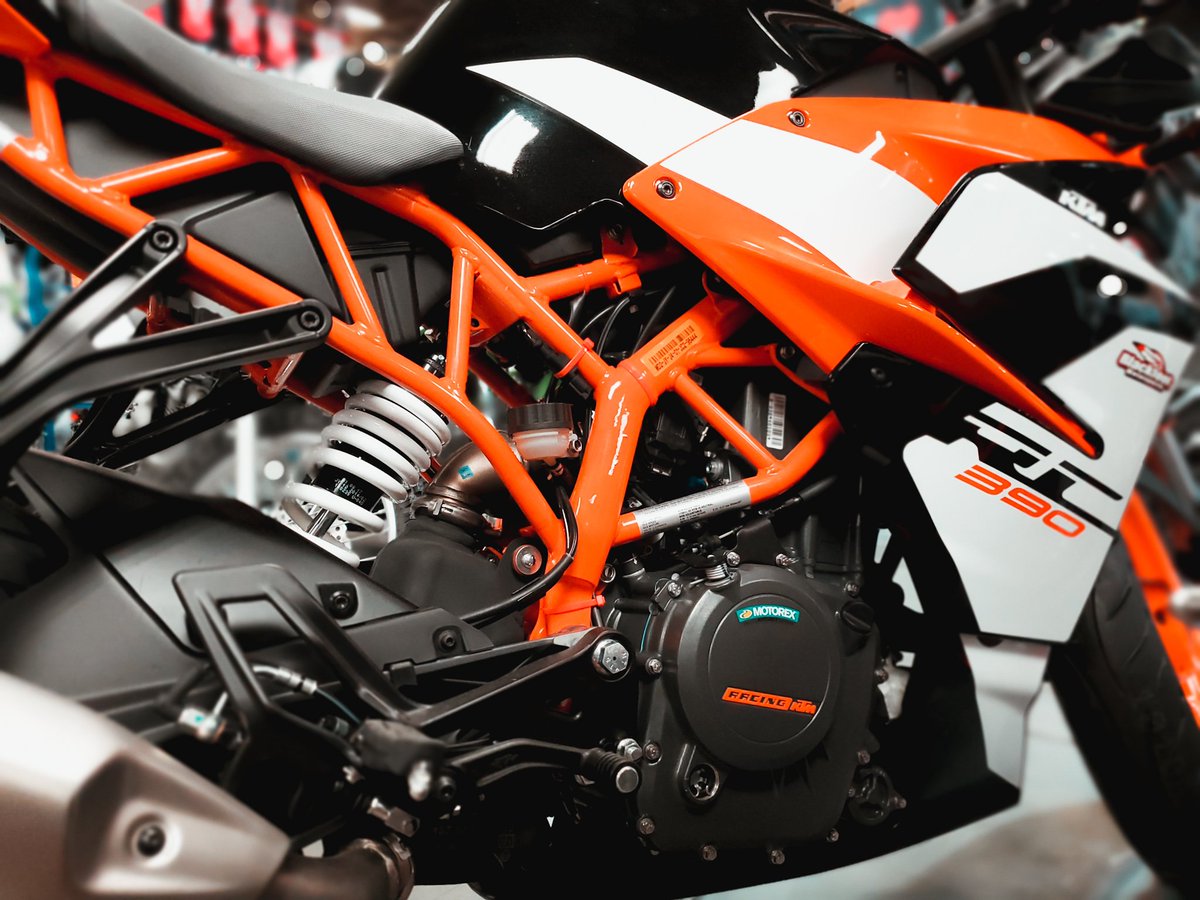 SATURDAY SPECIAL!

2017/ 2018 KTM RC390 ABS 
💥Save up to $2,000💥
🏍️ Ride away on a brand new bike for only $3,999 🏍️

Please view our website for more information:
2017 - blackfootonline.com/euro_productde…
2018 - blackfootonline.com/euro_productde…

#ktm #readytorace #rc390