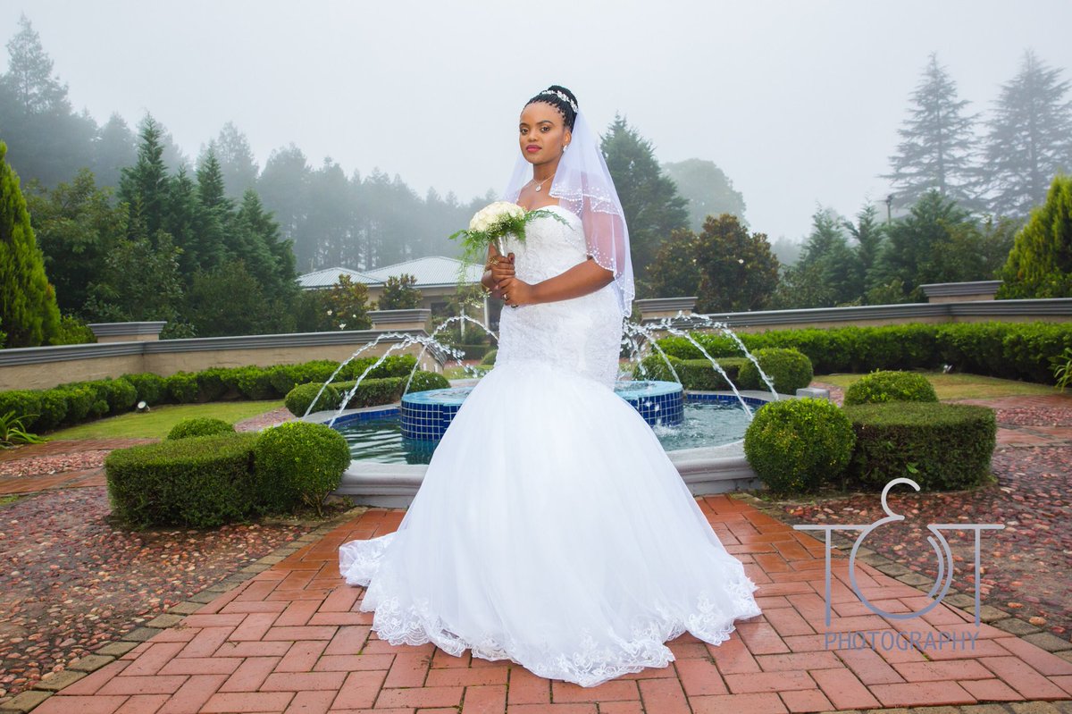 Wedding photographer based in Joburg but we do weddings all over the  country. Website: https://t.co/ETtbrhHROe #DJSBU, image size:1200x799