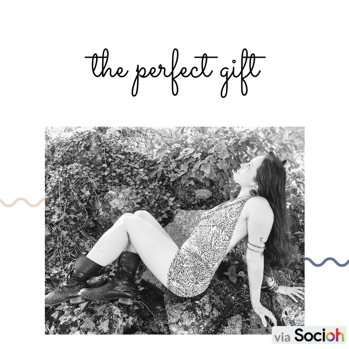 AprilAnandaBlis's tweet photo. Running a 10% off sale for the next 2 weeks! Don't miss out on your chance to stock up on your festie favourites! Check it out now:https://t.co/w04Tr49IBz   #festivalfashion #smallbiz #OTstores #love #picoftheday #photooftheday #instafollow #instagood #instashop #onl.. https://t.co/iqduN6XYg0