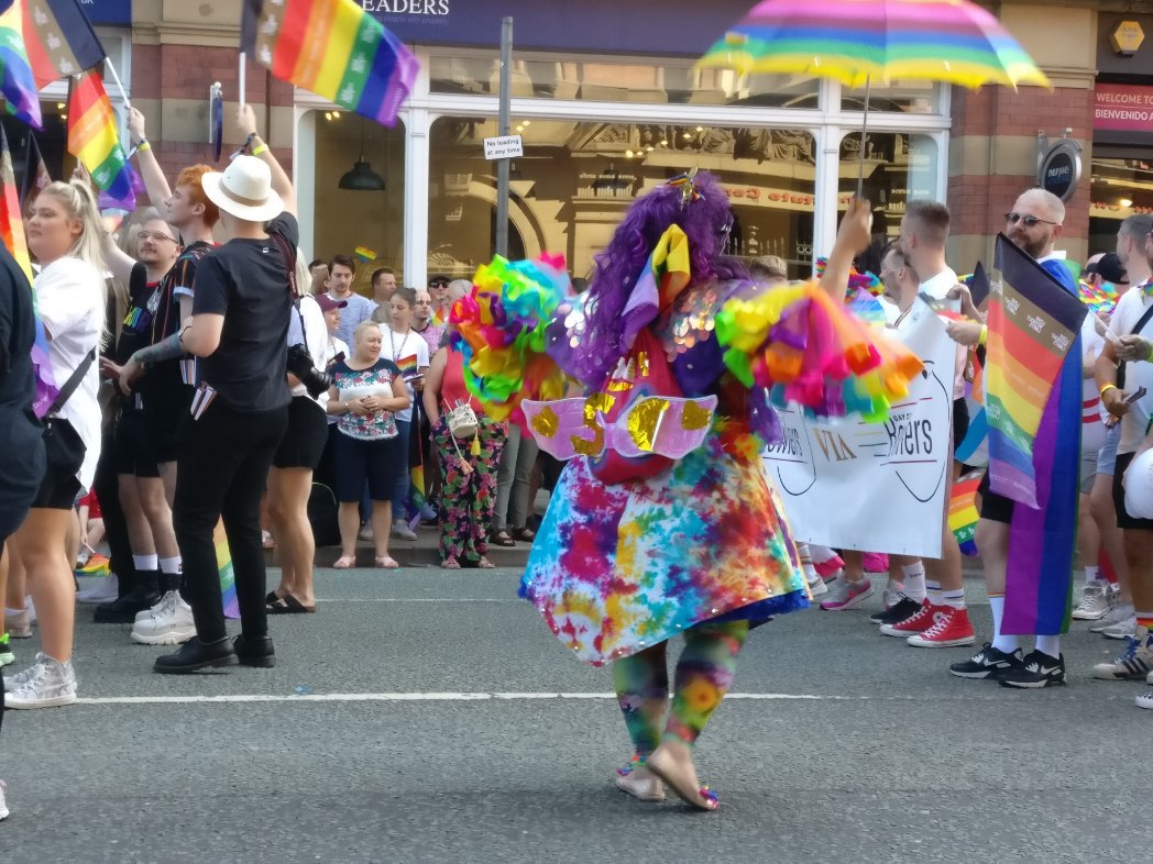 Had a fab time at the #MCR #Pride today! So amazing to see the city and beyond come out in support of our LGBTQ+ community! Well done to everyone involved!

<a href="/itvstudios/">ITV Studios</a> <a href="/itvcorrie/">Coronation Street</a> <a href="/visit_mcr/">Visit Manchester</a> <a href="/ManchesterPride/">Manchester Pride</a>

More photos to come from the big 📷!