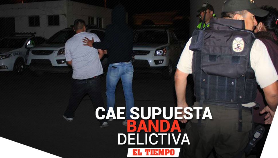 eltiempocuenca's tweet photo. #Cuenca Durante un operativo policial efectuado en la ‘Y’ del Cebollar fue capturado un hombre y una mujer que, presuntamente, pertenecen a un grupo delictivo dedicado al robo en casas.

Detalles https://t.co/E9vEHtVlg0 https://t.co/wk1xc27257