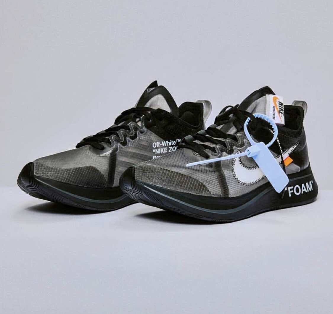 Ar9Tm's tweet photo. 💫Nikeプレゼント企画💫

OFF-WHITE × NIKE ZOOM FLY を
抽選で2名の方にプレゼント致します🎁
(サイズはお選び頂けます)

応募方法：フォロー&amp;リツイート👍✨
【応募期限】今日から3日以内まで

沢山の参加お待ちしております☺ https://t.co/TavB3Mzcuf