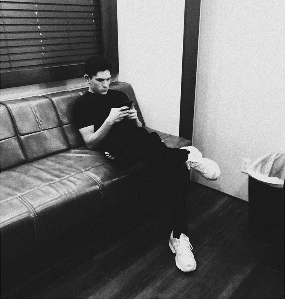 PeytonWich's tweet photo. Working on my next project. Can’t wait to share when I can. 🎬 https://t.co/Am1NZibMSY