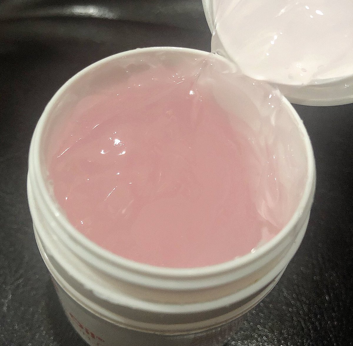 หลังจากรู้ว่าไบโอออยมีแบบเจลก็ไปตำ ทาสะดวกง่ายกว่าเดิมเยอะเลย แนะนำสำหรับคนที่มีรอยแตกลายตามพุงตามก้น ดีมากๆๆๆๆๆ