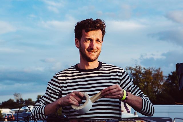 EdWhitmarsh's tweet image. Gaffa tape endorsements DM me.. @harveysutherland backstage @weoutherefest • #harveysutherland #twitter ift.tt/2KUNZdX