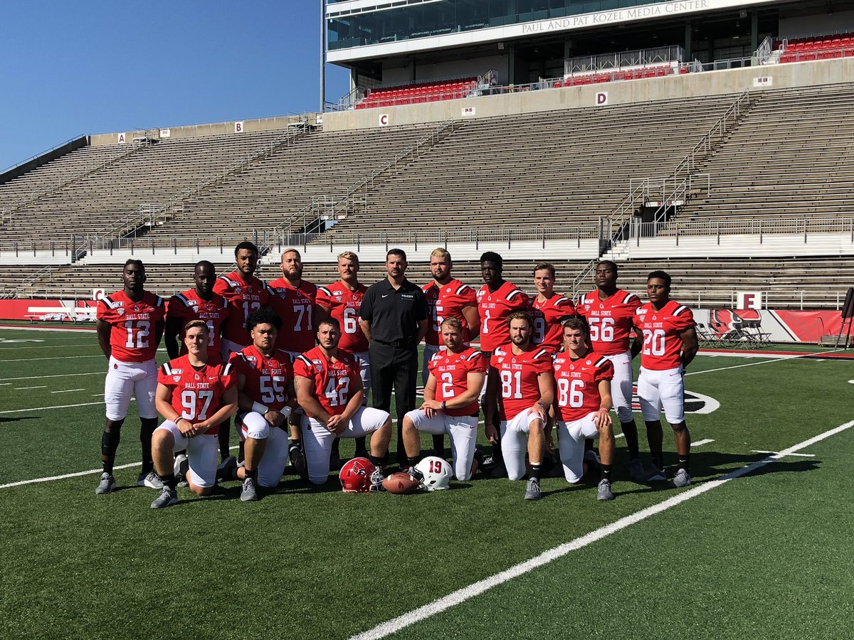 BallStateFB's tweet photo. Smile! It’s picture day for the Cards. 📸

#OTM | #WeFly https://t.co/GMobzBurf3