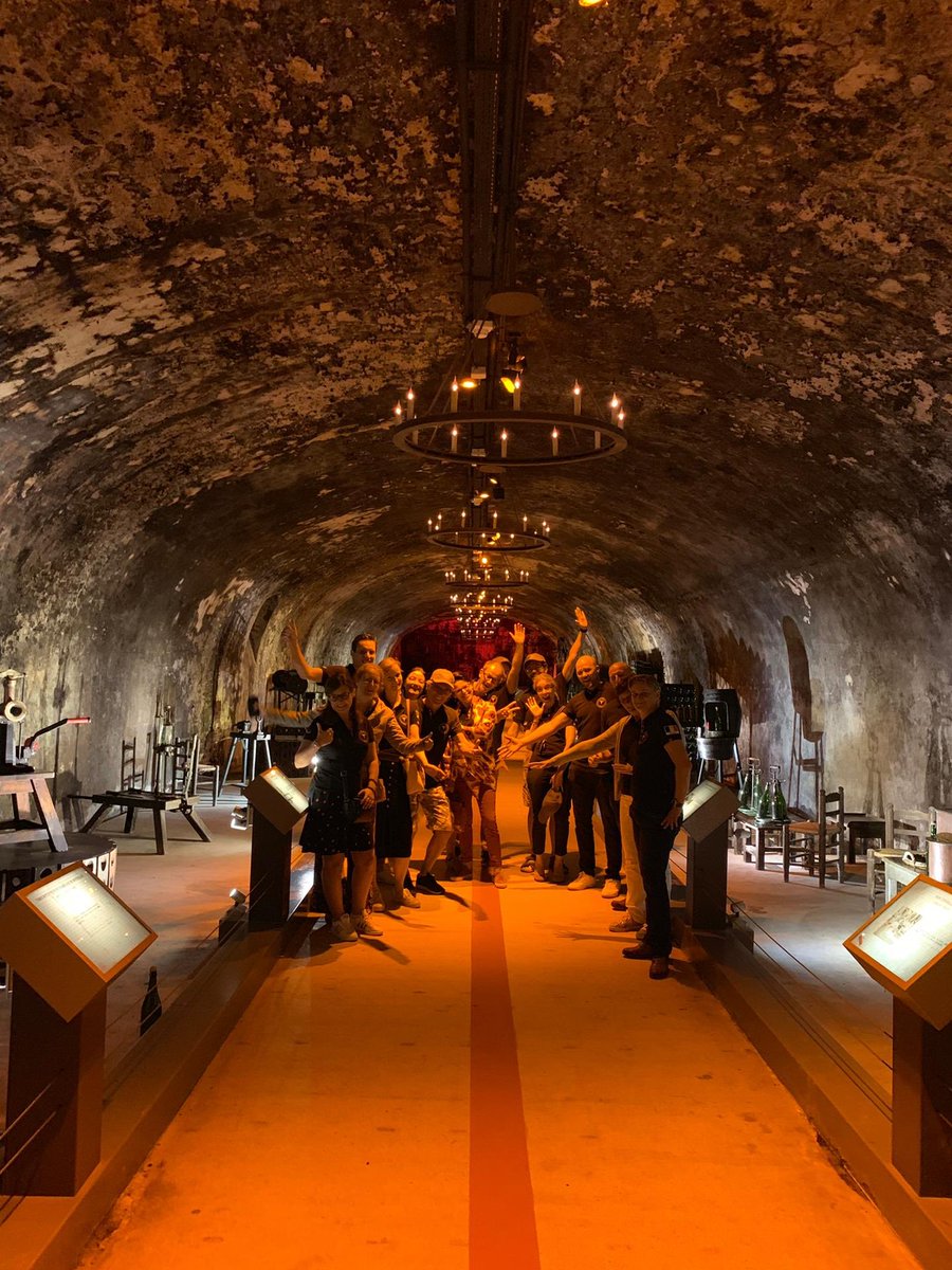 TeslaClubBE's tweet photo. 🇫🇷 Superb WE in good company ! Our favorite EVent of the Summer ! 2019 Champagne Tour on its way ! #TeslaClubBE #Tesla (Perfectly organised. Don’t drink &amp; drive !). Great turnout. Thank you to all our Partners. https://t.co/wigKkoTmyh