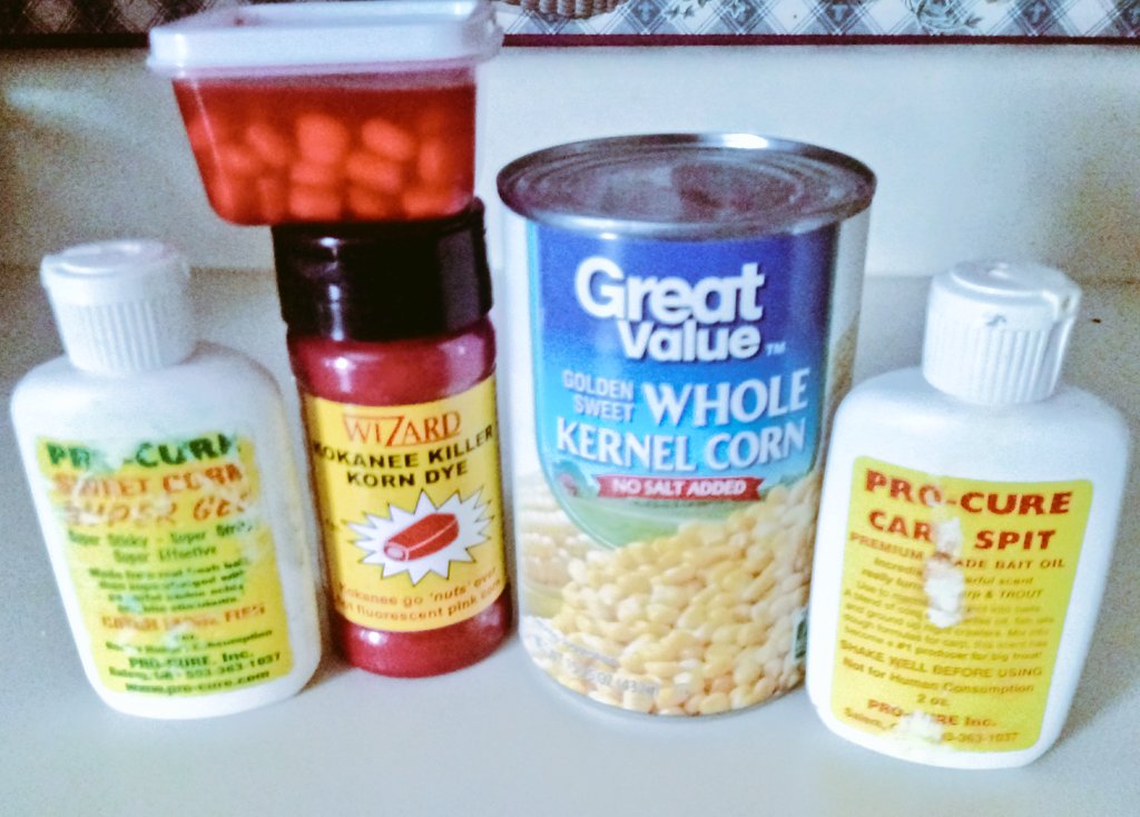 RealBHFishing's tweet photo. A Little Prepping Before Hand, Thanks To Pro Cure Bait Scents I'm Always Ready For Every Species! Going After A Crazy Species Today, Results Will Follow! What Do You Think It Will Be?  #MysteryFish #ProCure #NotAsObviousAsItSeems #Livingston #RealSaltySwag #Fishing https://t.co/gx4nT8dPT6