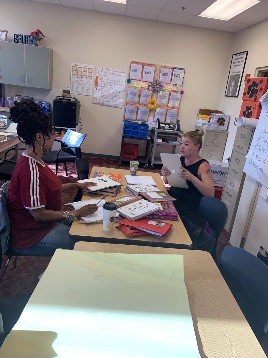 JulieAClark4's tweet photo. Amazing things happening at The Rayen Early College Middle School! https://t.co/e0NiWvuqJI