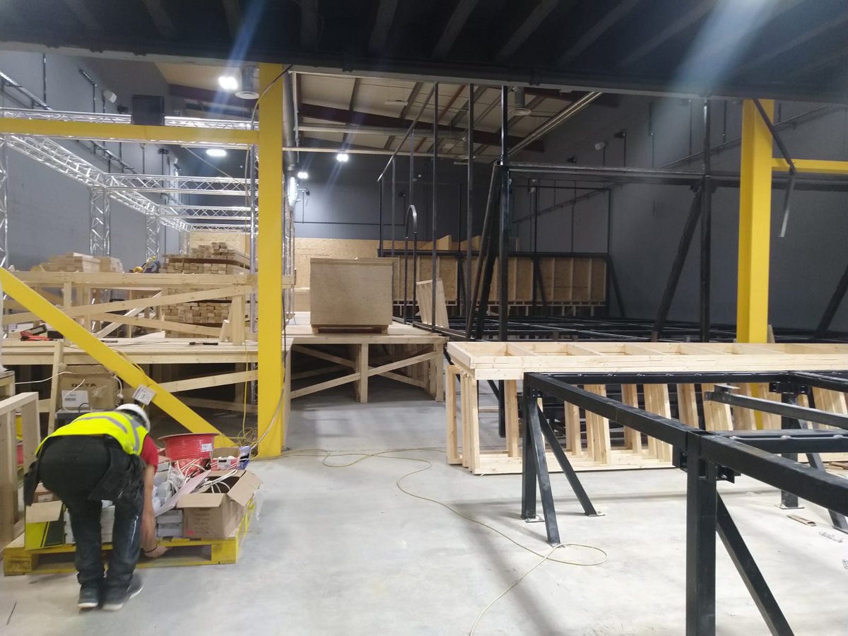 multiplay_uk's tweet photo. Trampoline Park: Injoy Southampton. Phase: Installation - Woodwork. 
For more information, visit: https://t.co/MuX16cAdpH or Call +44 (0)1252 933 839
#Multiplay #TrampolinePark #TrampolinPark #InjoySouthampton #ActivityPark #EventsPark #FunPark #JumpPark #Carpentry #Woodwork https://t.co/CEVL1nIMGA