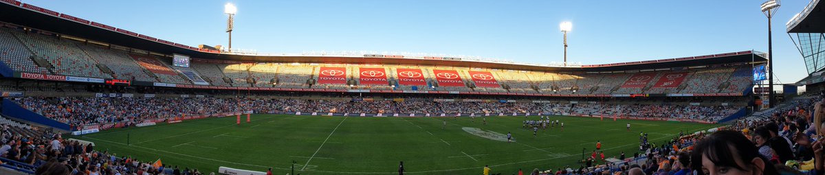 Really awesome to see the #Toyota stadium looking so beautiful and relatively full!! Lekker to watch the @CheetahsRugby under such a vibrant atmosphere. Some1 doing a good job with entertainment at the stadium. #CurrieCupReloaded