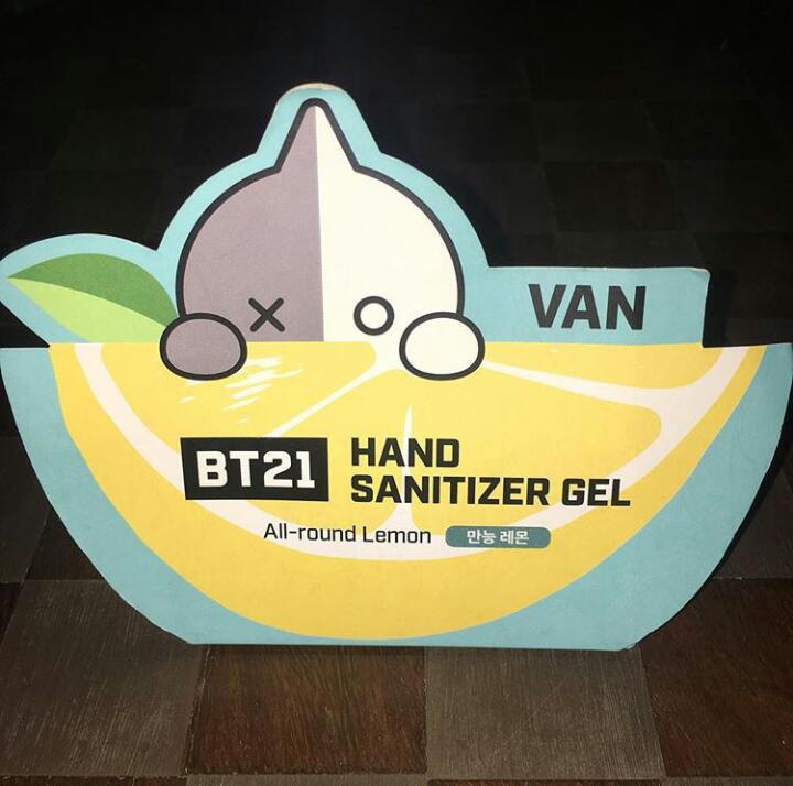 Eiyqachim2's tweet photo. [HELP RT] 
want to clear stock..(ASAP)
BT21 HAND SANITIZER GEL..

💜 Only available for VAN, TATA, CHIMMY and COOKY
💜Normal Price : RM45(WM), RM55(EM), inc postage
💜New Price : RM35(WM), RM45(EM) inc postage. 
💜Valid until tomorrow night only.

@BTS_twt #BT21 #clearstock https://t.co/4YIIlOxBrZ
