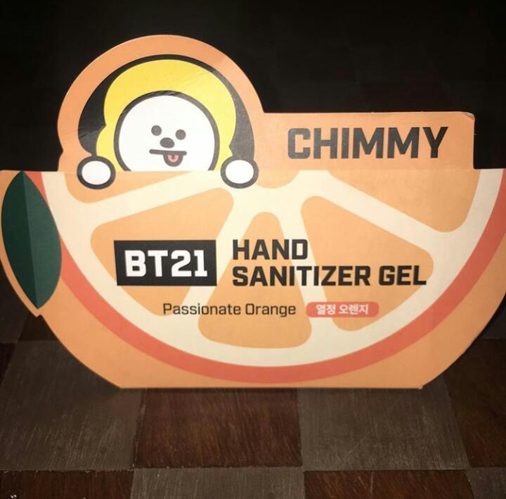 Eiyqachim2's tweet photo. [HELP RT] 
want to clear stock..(ASAP)
BT21 HAND SANITIZER GEL..

💜 Only available for VAN, TATA, CHIMMY and COOKY
💜Normal Price : RM45(WM), RM55(EM), inc postage
💜New Price : RM35(WM), RM45(EM) inc postage. 
💜Valid until tomorrow night only.

@BTS_twt #BT21 #clearstock https://t.co/4YIIlOxBrZ