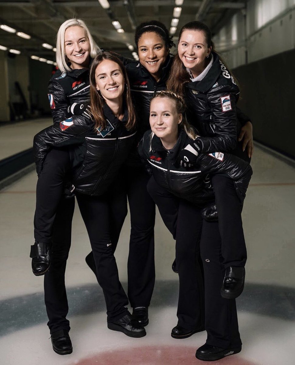 Team Sidorova💥
🥌Турнир: WCT Oakville Fall Classic.
🌍Где: Канада. 
📆Когда: с 30 августа по 2 сентября. 
#керлинг #teamsidorova #curling #teamrussia #canada #oakville
📷фкр