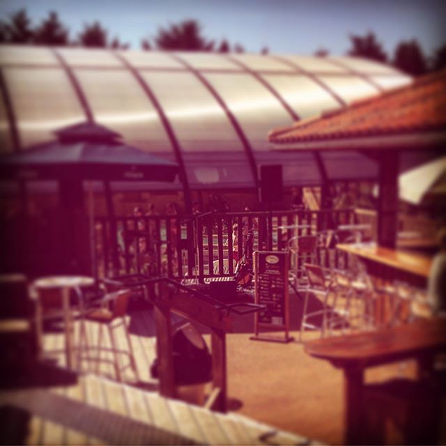 Miamsofficiel's tweet photo. Chaleur en terrasse ! @campingdelaguyonniere #chansonalacarte #duomiams #aperoterasse #happyhour https://t.co/mefwiO9gox