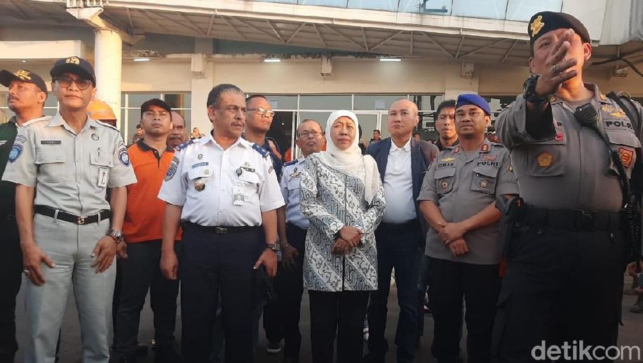 Duka Cita Gubernur Khofifah untuk Korban KM Santika Nusantara detik.id/6Pbahx