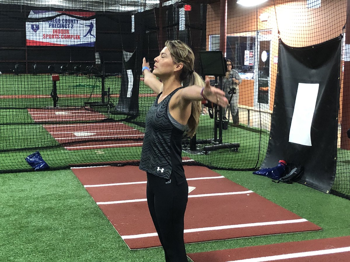 HidalgoCountyTX's tweet photo. P2 employee and certified Yoga instructor Lily Salazar leads our employees on a yoga session. #wellnesschallenge #hc4you https://t.co/JdXe4jeIrO