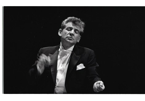 LennyBernstein's tweet photo. Tomorrow, Leonard Bernstein’s 101st birthday, marks the final day of #LeonardBernsteinat100 celebrations!

We thank our many partners and fans around the world who made this two-year centennial celebration an amazing success! https://t.co/iICHwypMqE