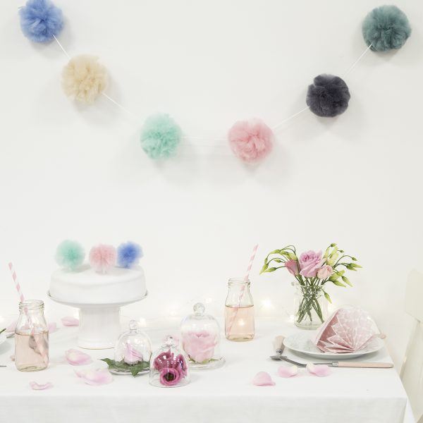 It's a gloriously sunny Bank Holiday Weekend. Why not splash a bit of Pink Lemonade sparkle to your al fresco dining or afternoon tea party with a Pom Pom Garland.  Enjoy the sunshine everyone! loom.ly/bS474MY  #pinklemonade #bankholiday #pompom #partydecor #woolcouture