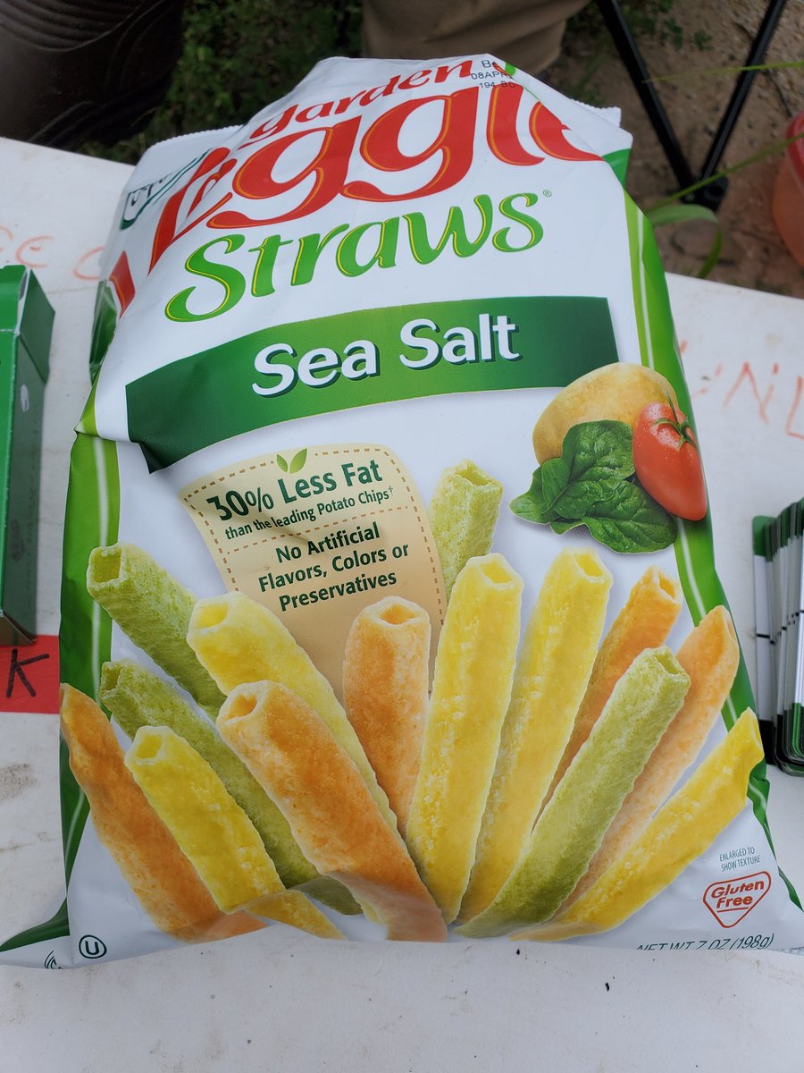 HanschuJanaye's tweet photo. Is there a flavor difference between the three different colors of Veggie Straws? Blind folded taste tests.

No. The answer is no. Everything is starchy. However, possibly texture difference. @madjofoster @persicaria61 #24HourSampling #MAPS2019 https://t.co/Cb4Fm9cgoI