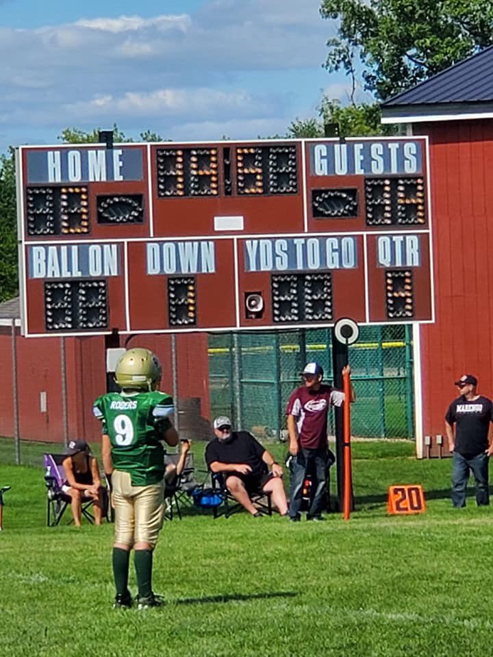 StMaryIrish's tweet photo. @StMaryIrish 2 big wins so far today! Mids 27-0 over Belvidere and HW 14-0 over Marengo! #bringtheD https://t.co/po91kA1tri