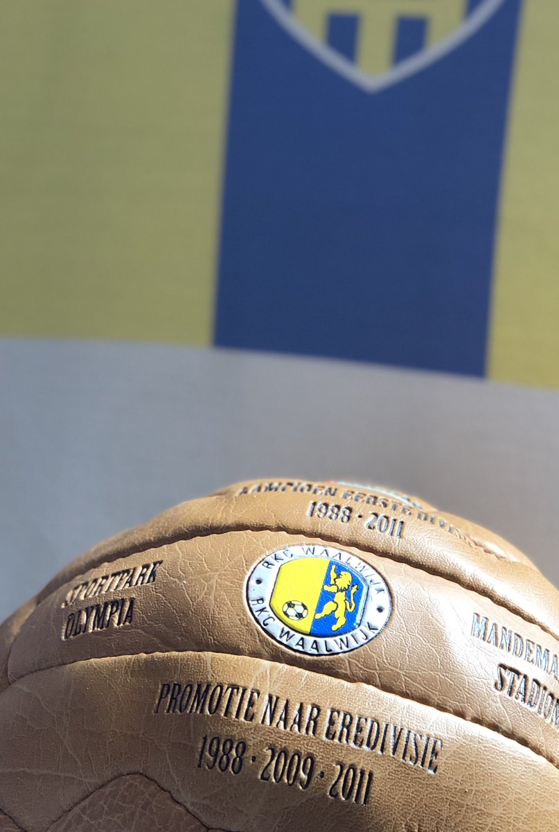 Klinkt pijnlijk maar moet hoognodig mijn bal laten graveren. Zijn al drie wedstrijden onderweg;-).  #promotie #rkcwaalwijk #2019
