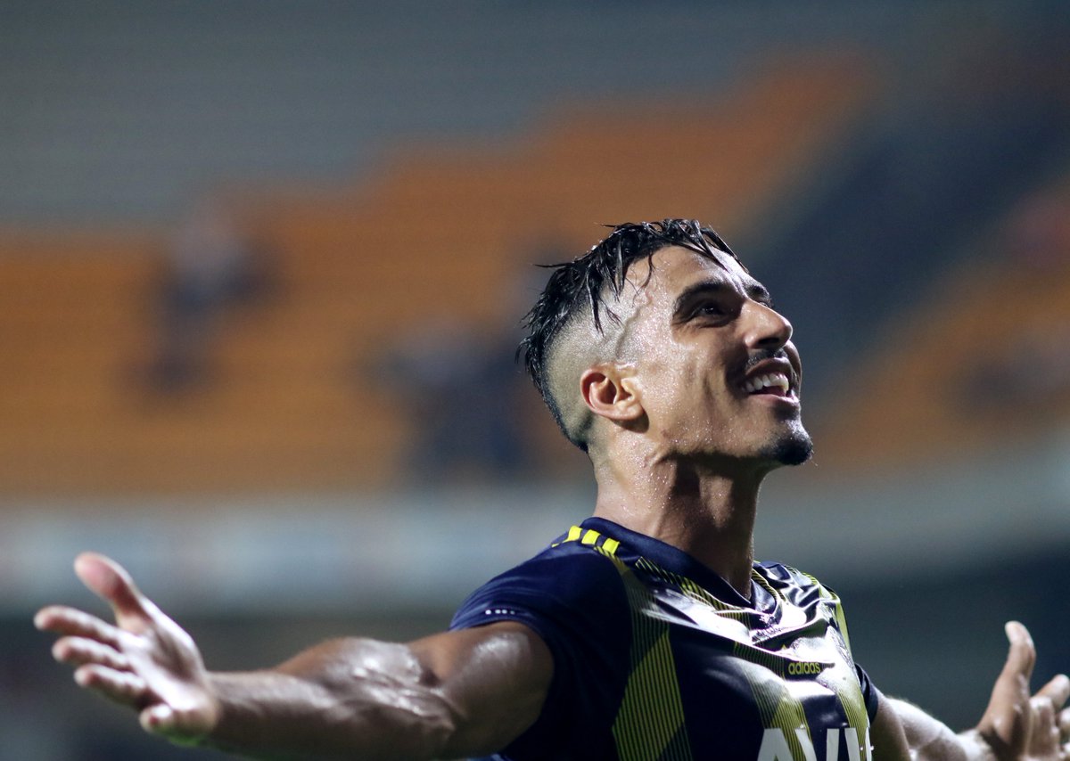 Galibiyet golünün ardından! ⚡ #OmuzOmuzaŞampiyonluğa