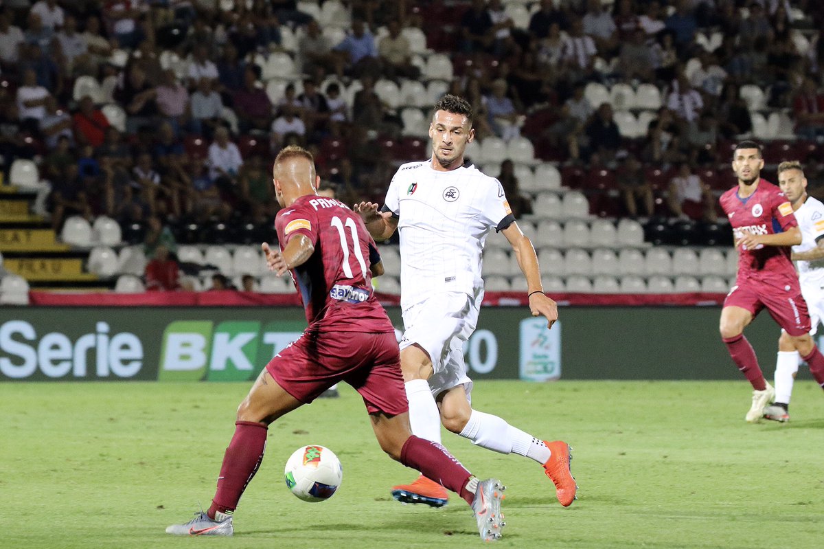 ascittadella73's tweet photo. Cittadella π Spezia 0οΈβ£-3οΈβ£
FINITA AL TOMBOLATO!π
Avvio shock di secondo tempo con il Cittadella che subisce tre gol in 20 minuti. Non arriva la reazione, al Tombolato passa lo Spezia in questa prima giornata di Serie B.
#CitSpe #SerieBKT #ForzaCitta https://t.co/odAJOVTTLC