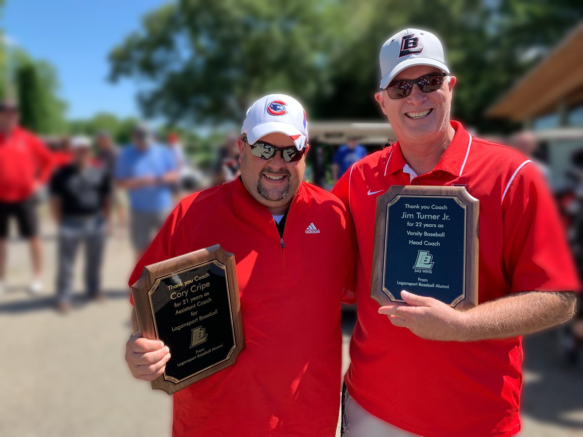 BerriesAlumni's tweet photo. We honored these two today- Thank you Coach Turner and Coach Cripe for all the years of dedication and commitment to Berry baseball. ⚾️ https://t.co/MktETNnhFJ