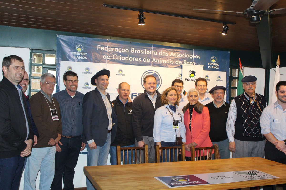 mercadoruralrs's tweet photo. Fenasul/Expoleite 2020 é lançada com expectativa de crescimento e novidades. Leia no site https://t.co/5lTrg5iFh5
#Expointer2019 #mercadorural #fenasul #expoleite https://t.co/wj8MetcZiw