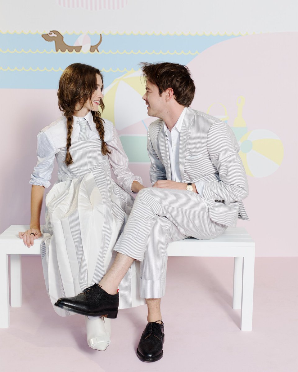 ThomBrowne's tweet photo. … nice day for the beach ...
thom browne: dining in color. presented by farfetch and neuehouse. 
ph: #thomasmccarty 
#thombrowne https://t.co/xhdftTFKEJ