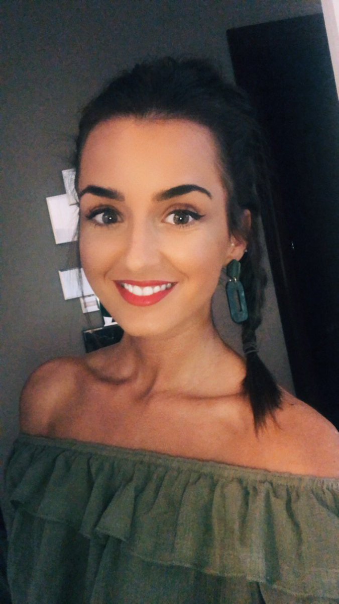 Nickimurphy25's tweet photo. 🌞 https://t.co/LV24cJMuE8
