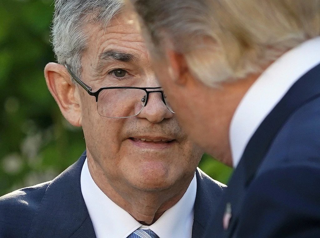 GETAnalysis's tweet photo. @axios Read Blog Post at https://t.co/kJHhkuY7rr :

As #Trump Unravels – Astonishment &amp; Concerns Mount

https://t.co/zkT8vOYD6A 

#WednesdayRead #WallSt #FederalReserve #WednesdayThoughts #WednesdayNight #China #TradeWar #WednesdayIntel #WednesdayTruth @POTUS

https://t.co/Tq4eGrUiZi