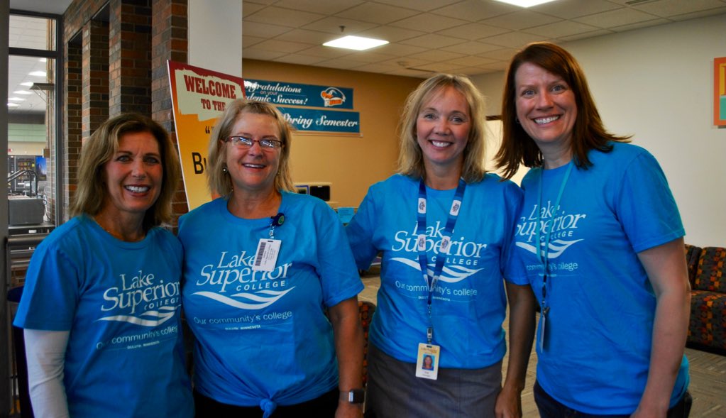 LSC_Duluth's tweet image. A big thank you to our fabulous employees who helped out at today’s Early Bird event. From President Rogers to faculty, staff and student workers, it was all hands on deck and it was a huge success thanks to all of you! #SupportingStudentSuccess #LakeSuperiorCollege