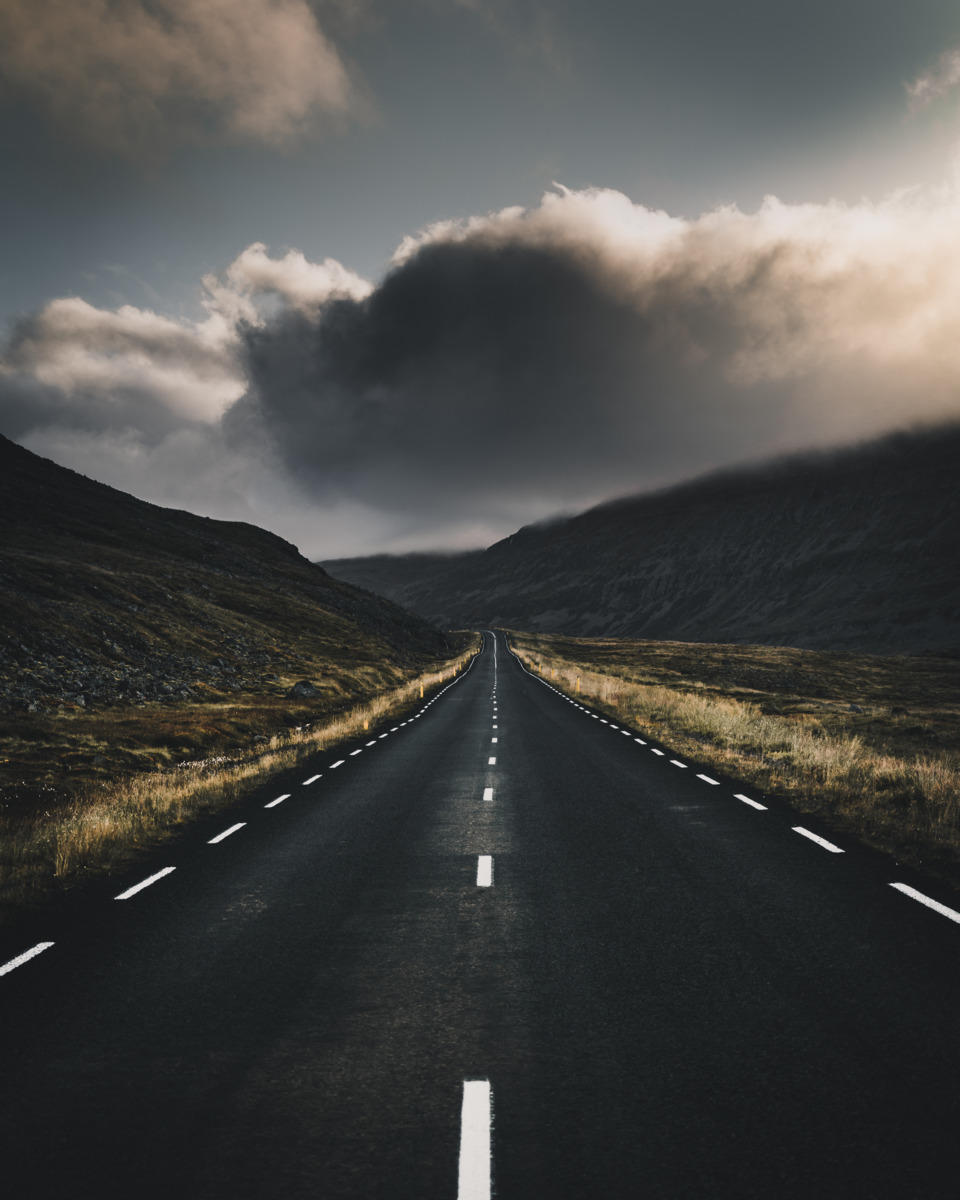 Blacklidge's tweet photo. We must consider the long-term performance of our roads in order to better protect our infrastructure from the elements. Learn how severe weather damages our roadways in this article by @4ConstructnPros >> https://t.co/YxTbx68FRc #infrastructure https://t.co/cGhrb9HHXo
