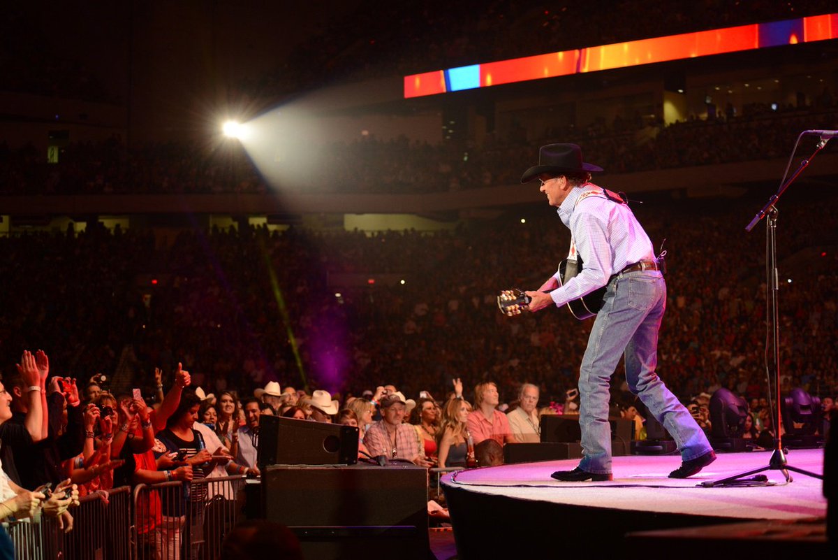GeorgeStrait's tweet photo. Night 2 of Strait To Vegas is tonight! Are we going to see you there? https://t.co/uF5mFEQAmo