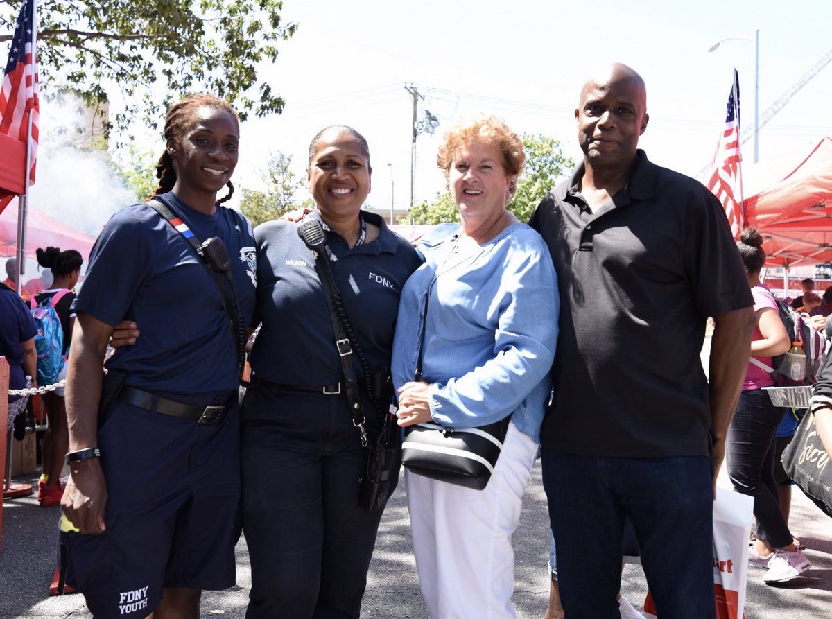 FDNY's tweet photo. Retired #FDNY First Deputy Commissioner Robert Turner welcomes all to today’s FDNY Block Party! Join us at #Engine275 and #Ladder133 at 111-36 Merrick Blvd #Queens until 4pm https://t.co/Yi71PxCflj