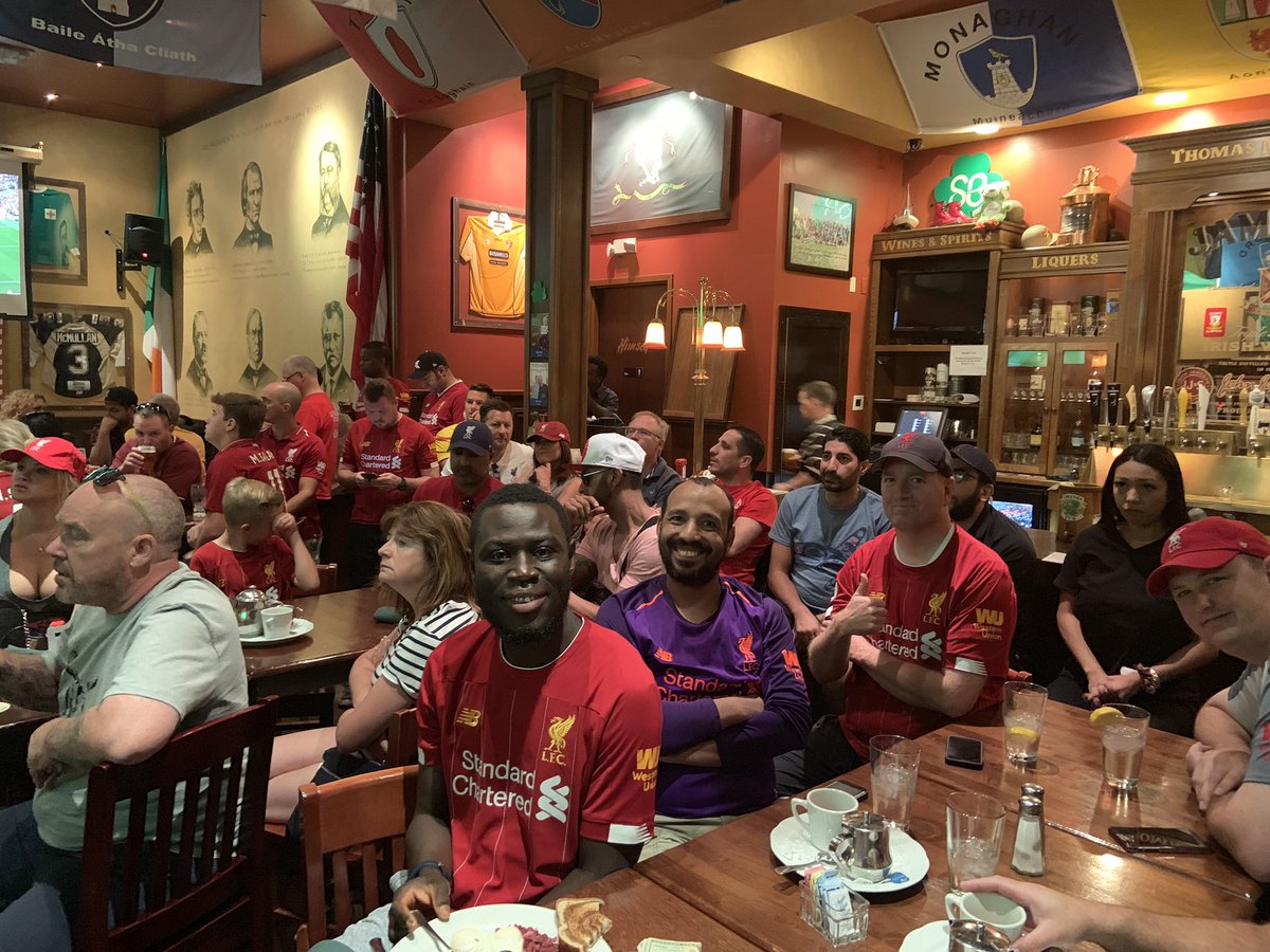 Quand les #Clubs nous reuni é nos ekip nationaux nous séparent #Sénégal #Egypte nous sommes @LFC #YNWA #LasVegas #RedFamily @LFCUSA #Kebetu #LIVARS @premierleague